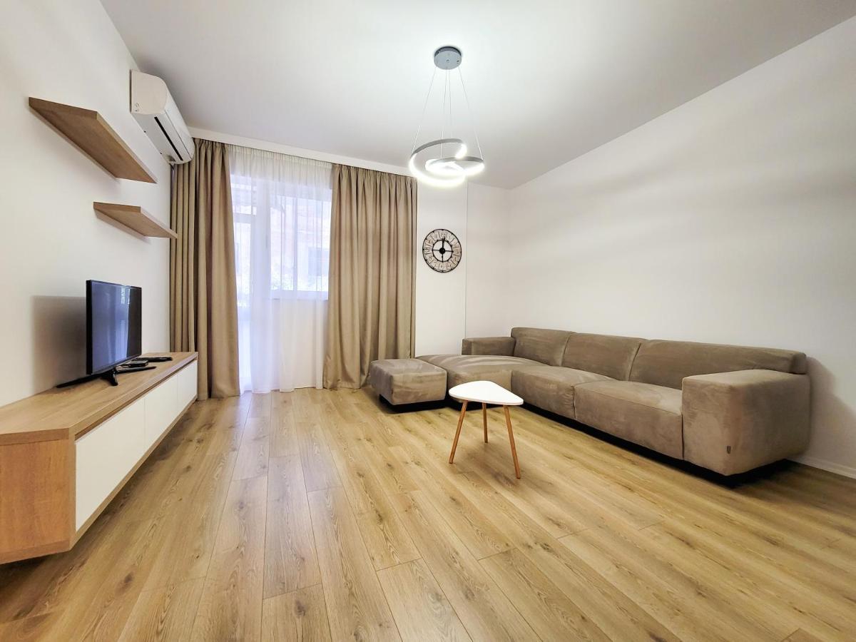 Urban Nest On Boulevard Tiran Dış mekan fotoğraf